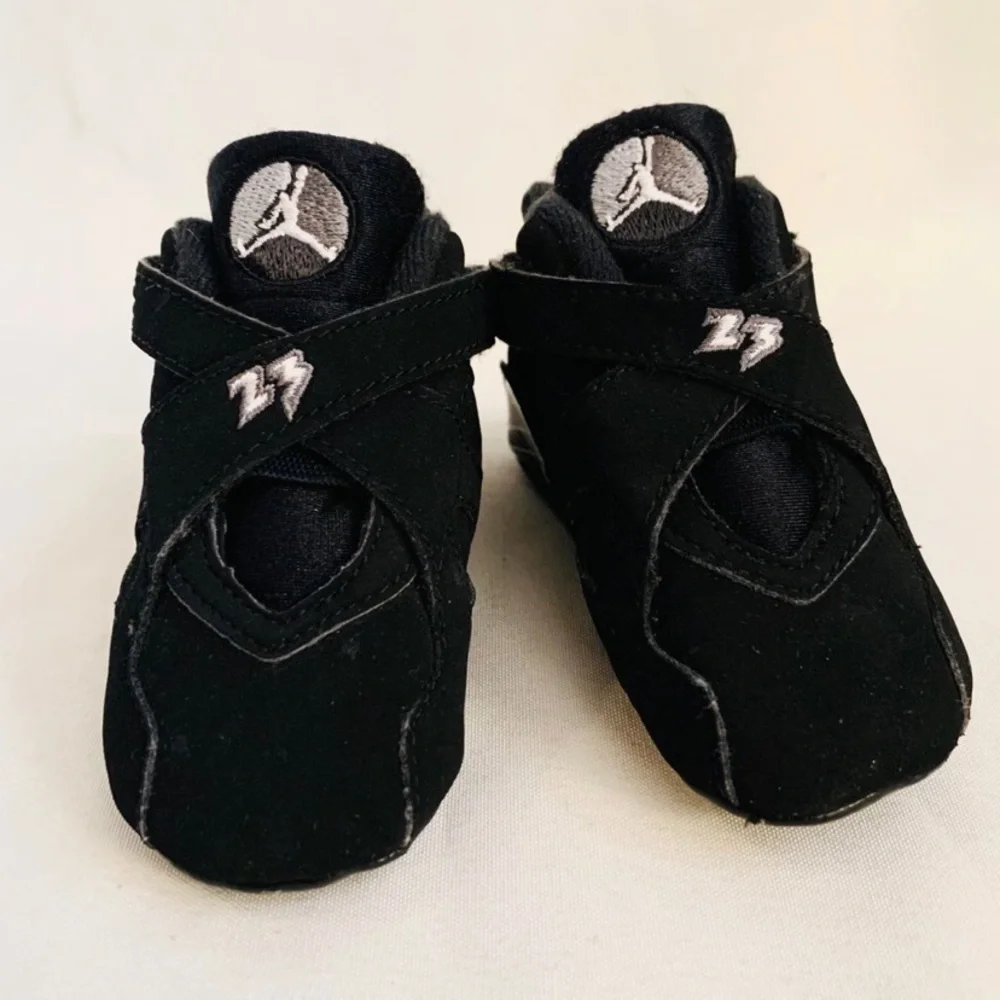 Jordan Black Baby Crib Shoes with Silver Jumpman